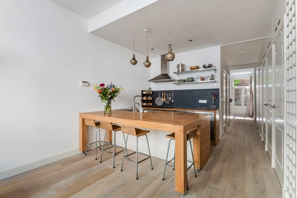 Medium property photo - Van Ostadestraat 112A, 1072 TC Amsterdam